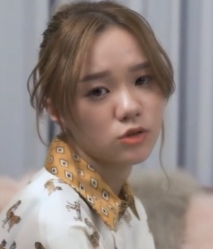 李文雯(Li Wenwen)个人资料照片